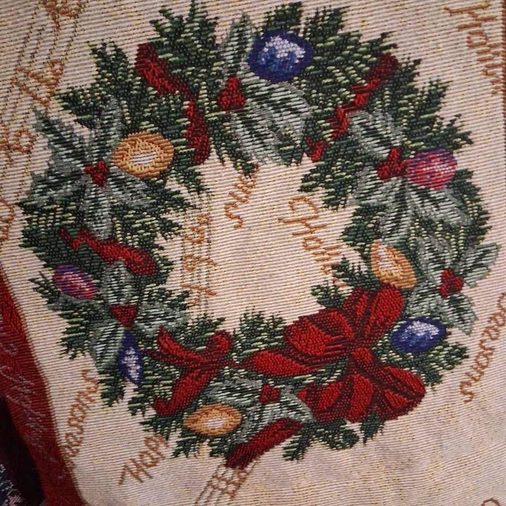 Christmas‎ Needlepoint Tapestry Table Runner Wreath Music Print Exquisite!